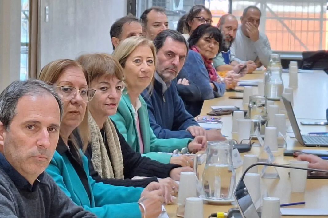 docentes-paritarias-1068x709